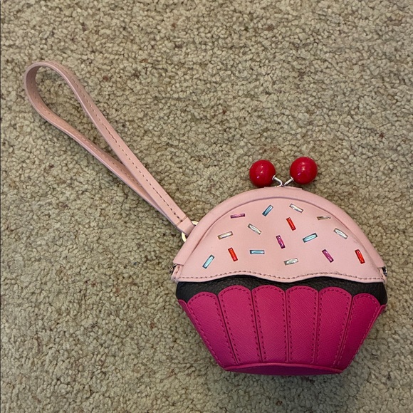 kate spade Handbags - Kate Spade Pink Cupcake Wristlet